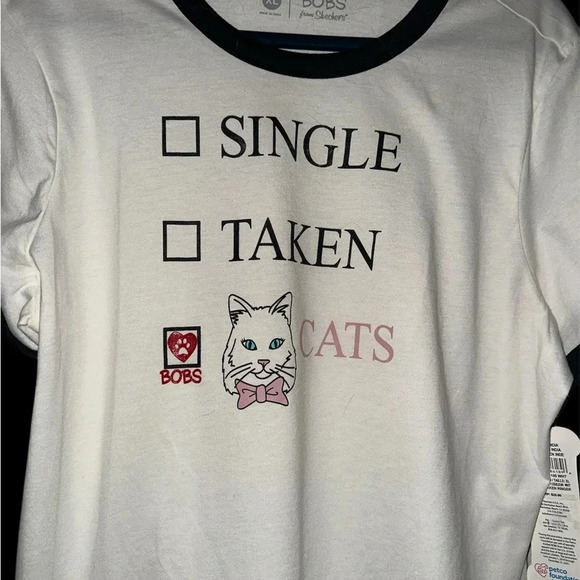NWT White Bobs Cat T-shirt - Picture 2 of 4